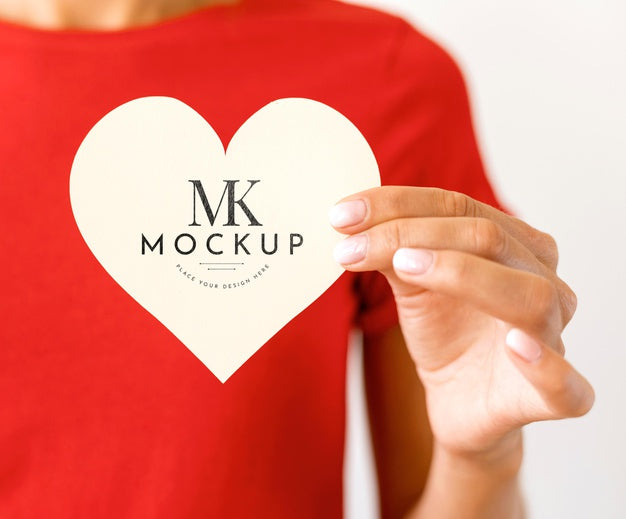 Free Beautiful Heart Concept Mock-Up Psd