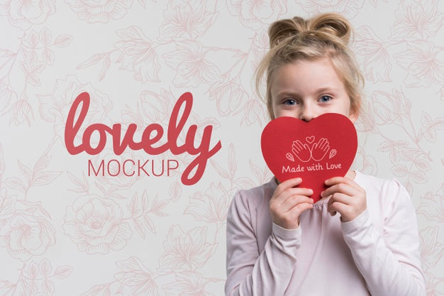 Free Beautiful Kid'S Love Concept Psd