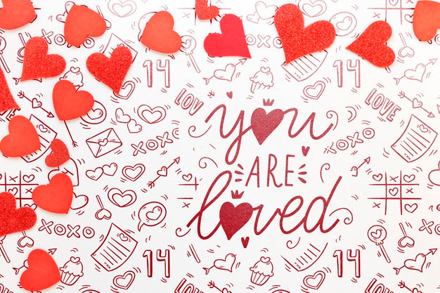 Free Beautiful Valentine'S Day Concept Mock-Up Psd