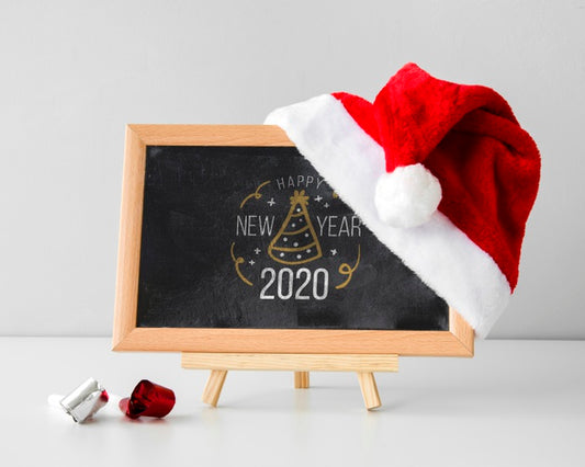 Free Black Chalkboard Mock-Up With Santa'S Hat Psd