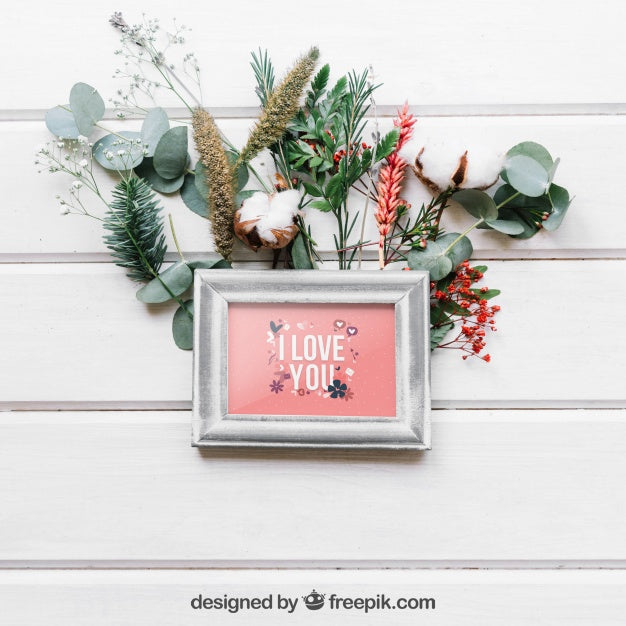 Free Botanical Frame Mockup Psd