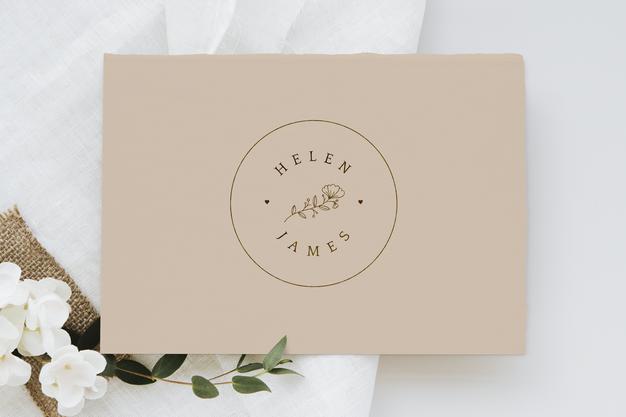 Free Botanical Wedding Invitation Card Mockup Psd