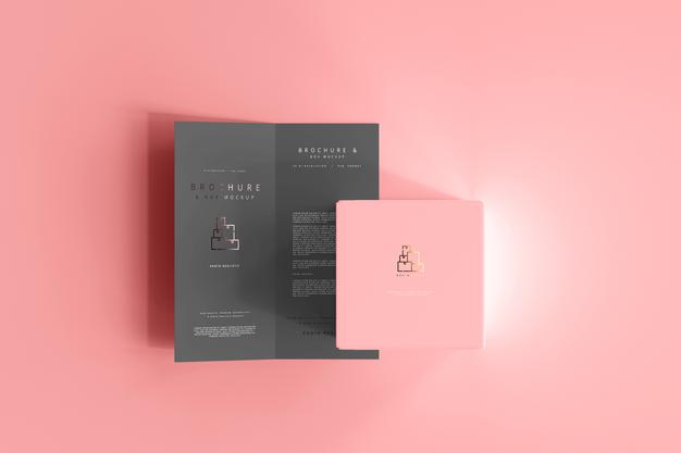 Free Box With Bi-Fold Brochure Mockup Psd