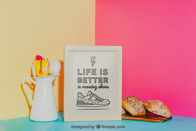 Free Breakfast Mockup With Frame And Bread Psd