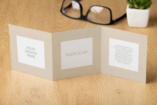 Free Brochure Mockup In Real Context Psd