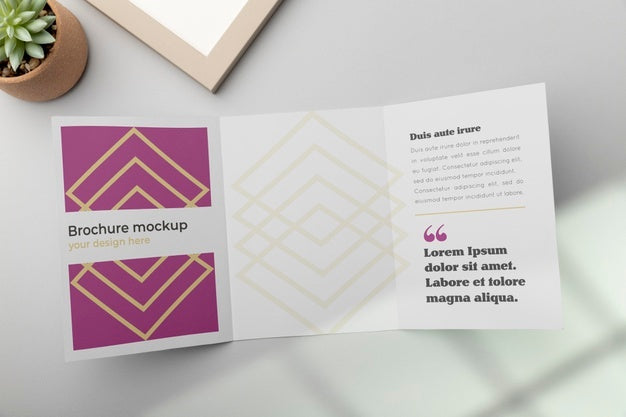 Free Brochure Mockup In Real Context Psd