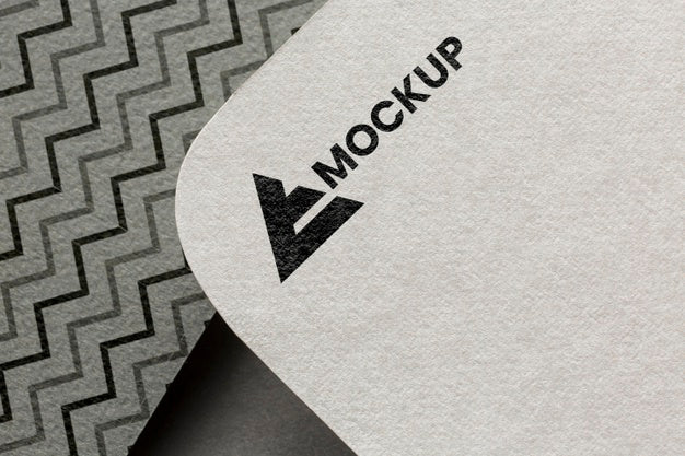 Free Business Branding On Card Mock-Up Arrangement Psd