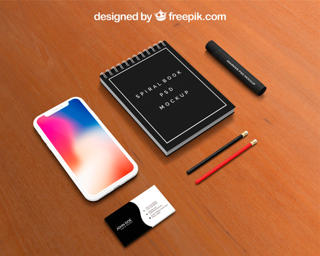 Free Calendar And Smartphone Mockup On Workspace Psd