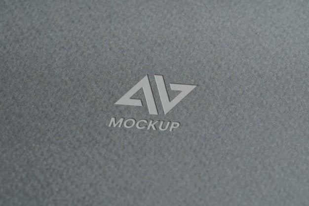 Free Capital Letter Mock-Up Logo Design On Minimalist Grey Paper Psd