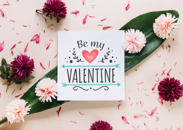 Free Card Mockup With Floral Valentines Day Concept Psd