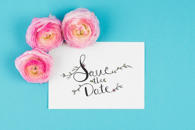 Free Card Mockup With Three Roses Psd