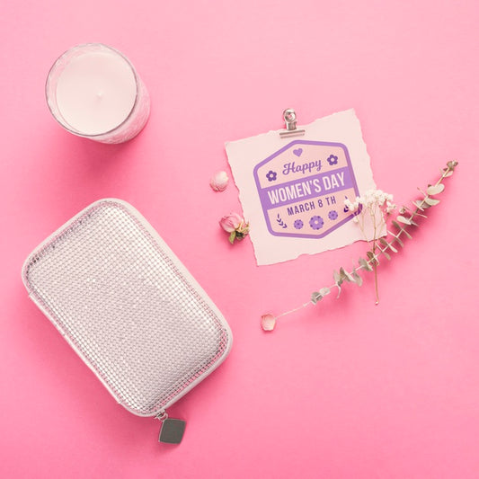 Free Cardboard Mock-Up With Candle On Pink Background Psd