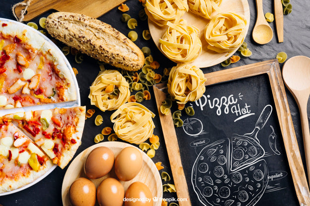 Free Chalkboard Mockup With Pizza Design Psd