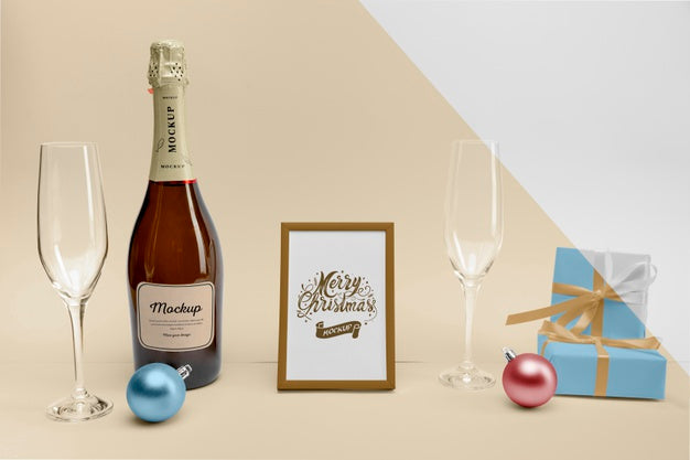 Free Champagne Bottle With Mock-Up Psd