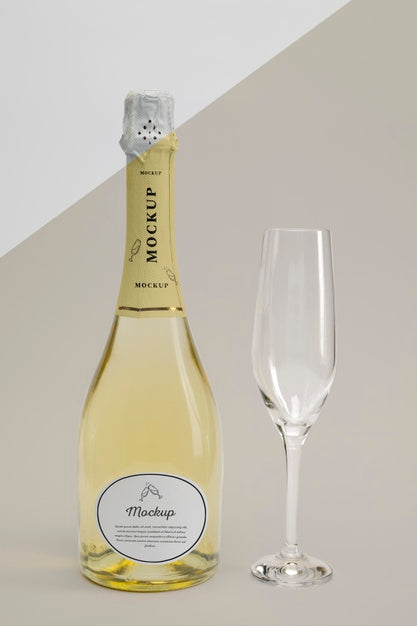 Free Champagne Bottle With Mock-Up Psd