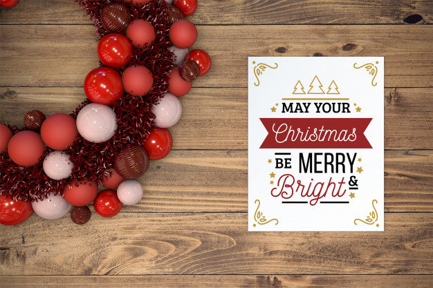 Free Christmas Card Mockup With Wreath Psd