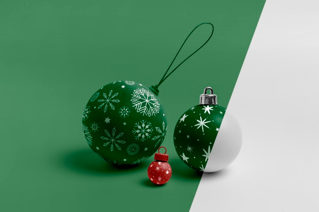 Free Christmas Globes Mock-Up Psd