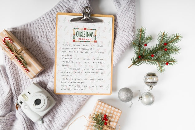 Free Christmas Menu Mockup With Clipboard Psd