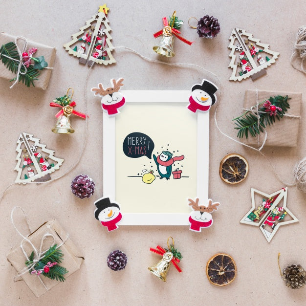 Free Christmas Mockup With Frame Psd