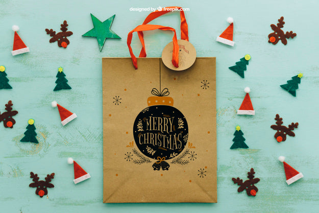 Free Christmas Mockup With Shopping Bag Psd