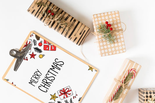 Free Clipboard Mockup With Christmas Composition Psd