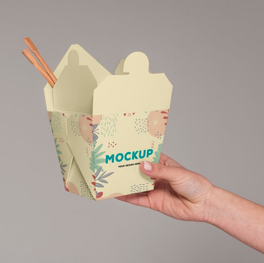 Free Close Up Hand Holding Food Box Psd