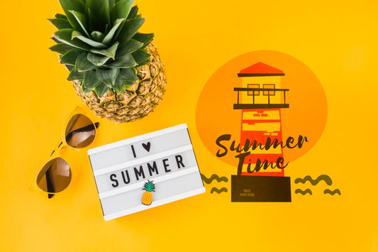 Free Copyspace Mockup For Summer Concepts Psd
