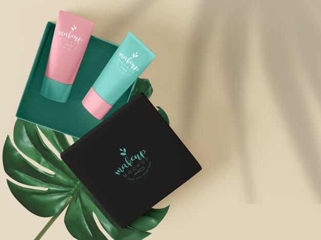 Free Cosmetic Product Packaging Mockup Psd