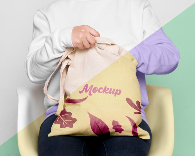 Free Cute Bag Concrpt Mock-Up Psd