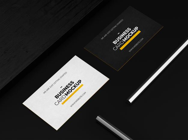 Free Dark Business Card Mockup Tempalte Psd