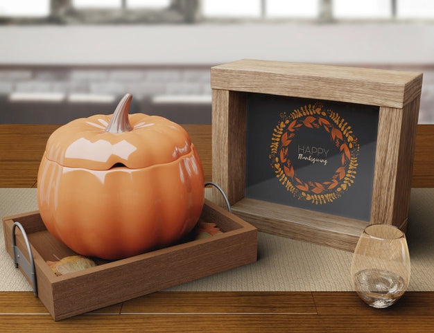 Free Decorative Setup On Thanksgiving Day Psd