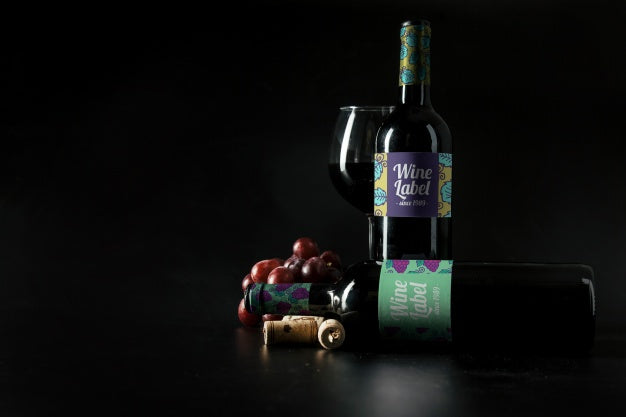 Free Decorative Wine Mockup With Copyspace Psd