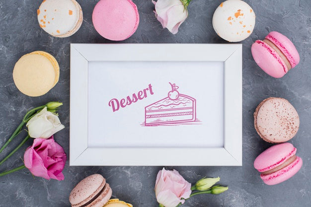 Free Delicious Dessert Concept Mock-Up Psd