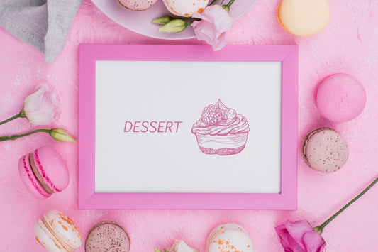 Free Delicious Dessert Concept Mock-Up Psd