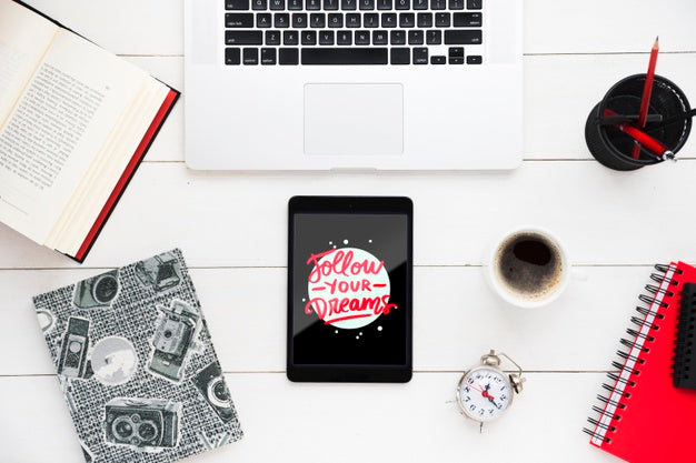 Free Electronic Devices For Work On Desk Psd