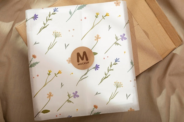 Free Elegant Wrapping Paper Real Context Mockup Psd