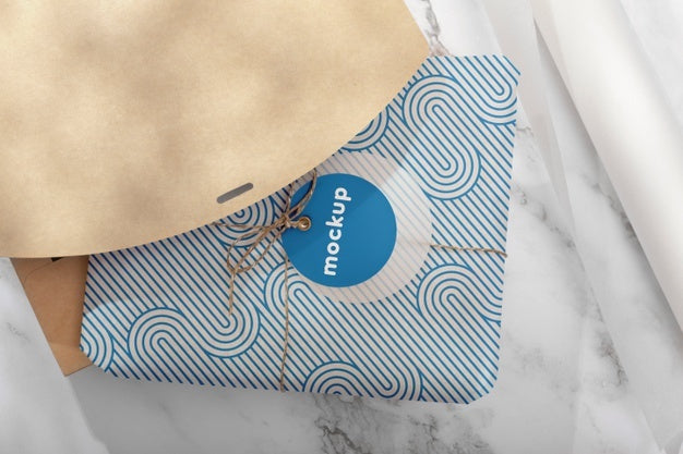 Free Elegant Wrapping Paper Real Context Mockup Psd