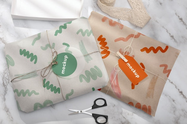 Free Elegant Wrapping Paper Real Context Mockup Psd