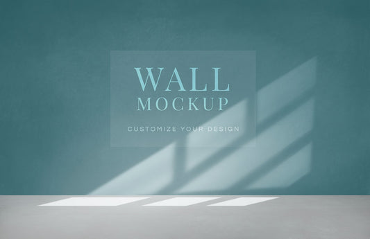 Free Empty Room With A Green Wall Mockup