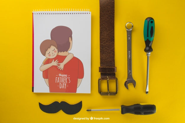 Free Father'S Day Composition On Yellow Background Psd