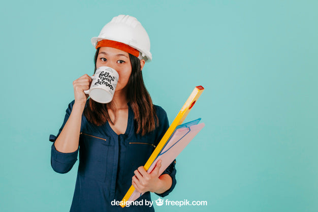 Free Female Architect With Mug Psd