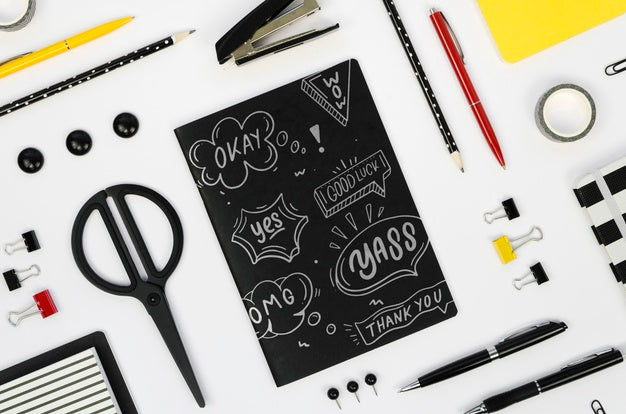 Free Flat Lay Assortment With Card Mock-Up On White Background Psd