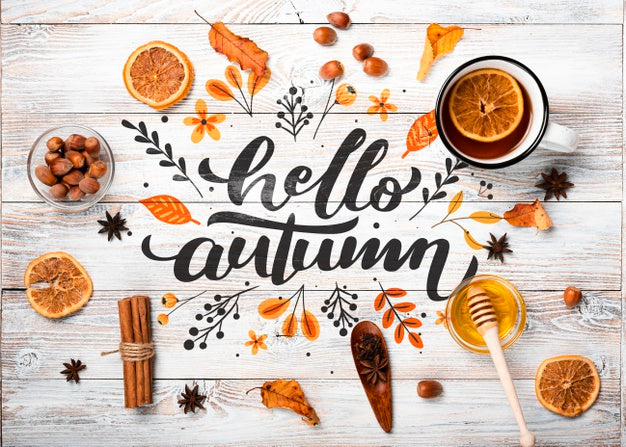 Free Flat Lay Autumn Arrangement On Wooden Background Psd