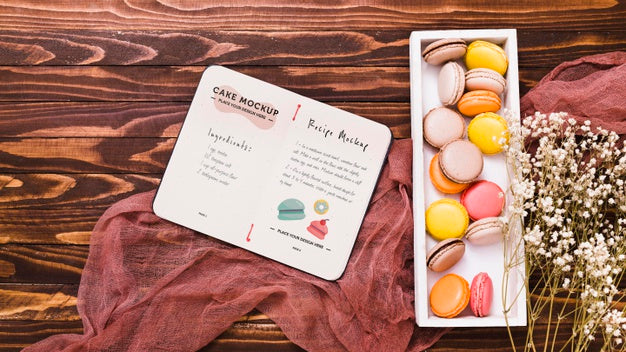 Free Flat Lay Delicious Macarons Arrangement Psd