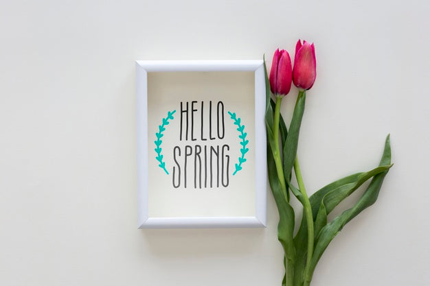 Free Flat Lay Frame Mockup With Spring Flowers Psd