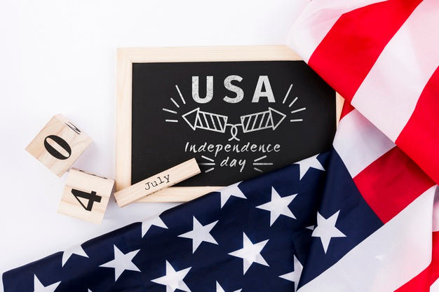 Free Flat Lay Independence Day Mockup With Slate Psd