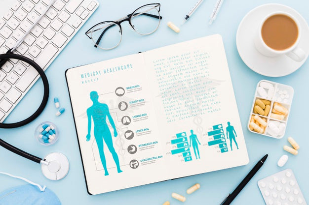 Free Flat Lay Medical Desk Concept Psd