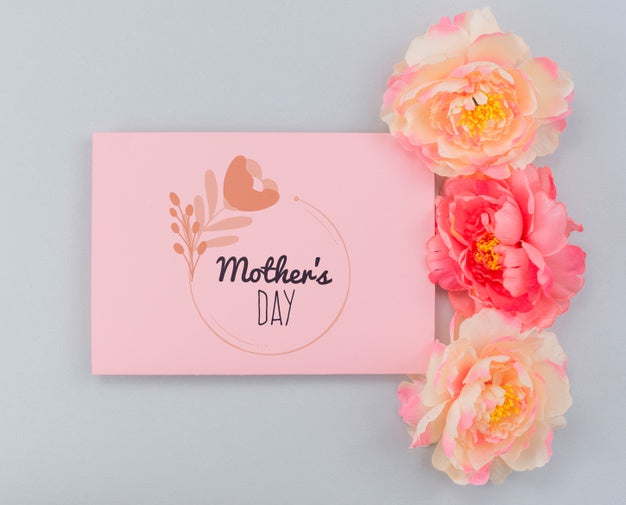 Free Flat Lay Mothers Day Card Mockup Psd