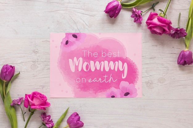 Free Flat Lay Mothers Day Card Mockup Psd