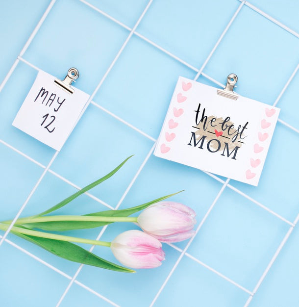 Free Flat Lay Mothers Day Composition With Card Mockup Psd